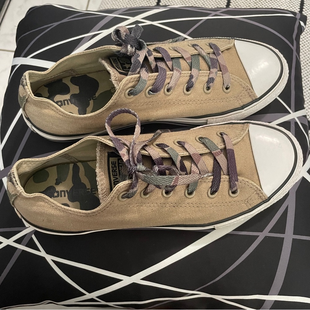 Converse Tan Low-Top Sneakers